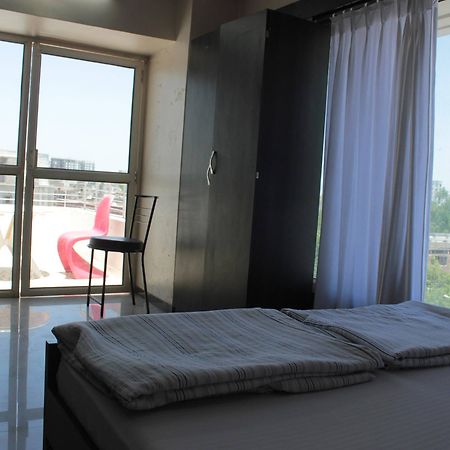 Hotel Apple Inn Ahmedabad Luaran gambar